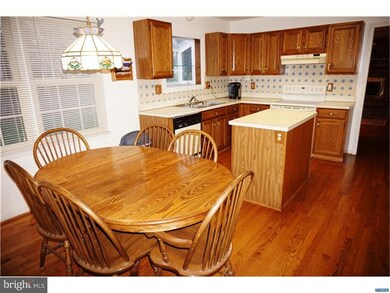 311 Charleston Dr, Wilmington, DE 19808 - photo 3