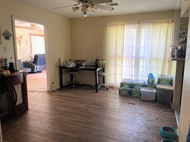 13442 Indianapolis St, Houston, TX 77015 - photo 5