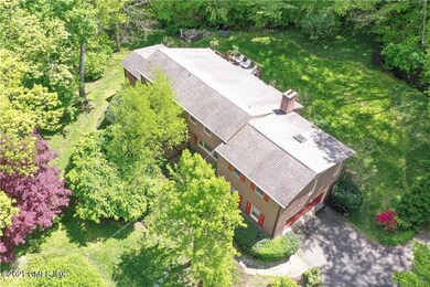 102 Mcfadden Dr, Wilton, CT 06897 - photo 2