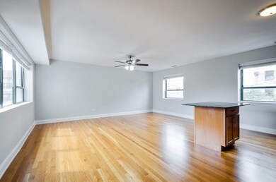 7616 N Marshfield Ave unit 201, Chicago, IL 60626 - photo 2