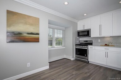 342 Terrace Rd unit T09342, Bayport, NY 11705 - photo 5