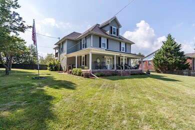 806 Swadley Rd, Johnson City, TN 37601 - photo 2