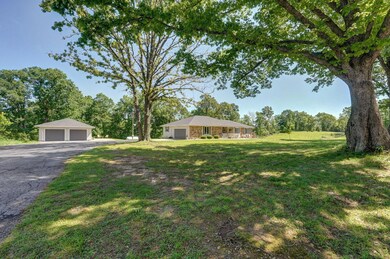 1295 W Shelvin Rock Rd, Nixa, MO 65714 - photo 2