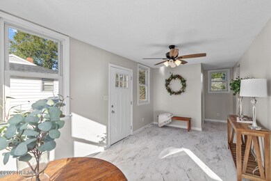 724 Henderson Dr, Jacksonville, NC 28540 - photo 7