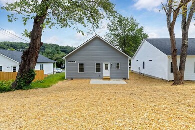 1522 2nd St, Waynesboro, VA 22980 - photo 4