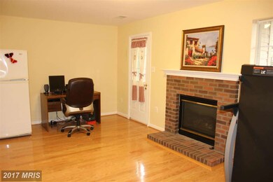 13164 Diamond Mill Dr, Herndon, VA 20171 - photo 4