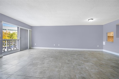 Excelsior Condominium unit 2F, Miami Beach, FL 33140 - photo 5