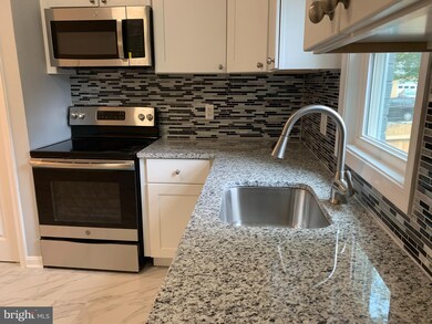 7211 Giddings Dr, Capitol Heights, MD 20743 - photo 5