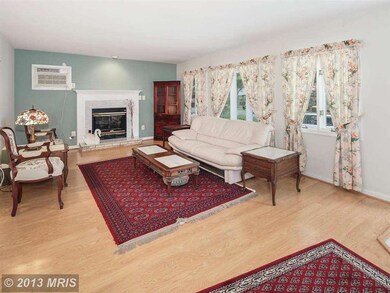 13702 Parkland Dr, Rockville, MD 20853 - photo 5