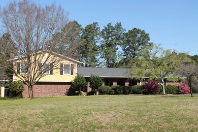 1807 Pine Forest Dr, Douglas, GA 31533 - photo 7