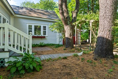 81 Richardson St, Bath, ME 04530 - photo 4