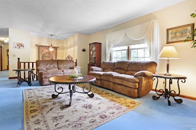 5455 E Timberwood Dr, Newburgh, IN 47630 - photo 6