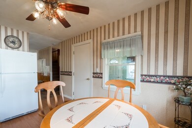 19 Osgood St, Salem, MA 01970 - photo 3