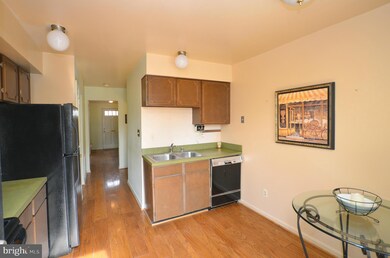 8403 Forrester Blvd, Springfield, VA 22152 - photo 6