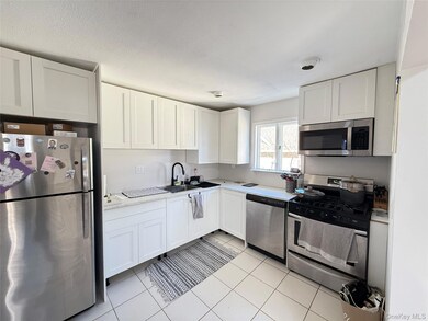 32 Suffolk Rd unit 2, Island Park, NY 11558 - photo 5