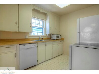 1811 Park Ave, Lansing, MI 48910 - photo 6