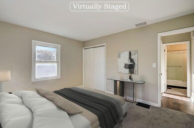 3406 Eisenhower Rd, Columbus, OH 43224 - photo 4