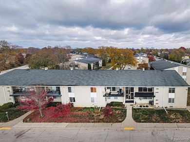 View of front facade with a residential view