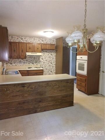 157 Windjammer Way, Hendersonville, NC 28792 - photo 3