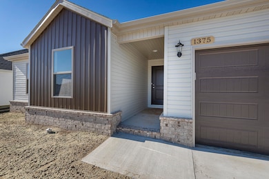 1375 S Lorraine Ave_03