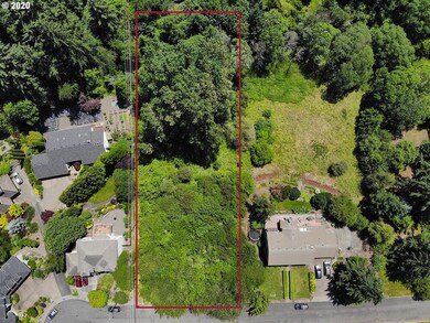 1952 SW Dickinson Ln, Portland, OR 97219 - photo 2