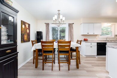 2460 Strathmore St_Jeff Leonard (7)