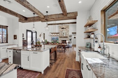 509 W Ufer St, Fredericksburg, TX 78624 - photo 4