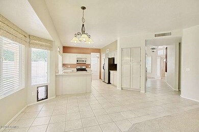 Eat-In Kitchen