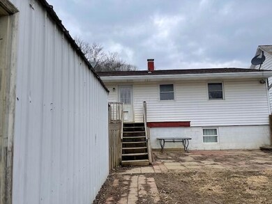 1035 4th St, Logan, OH 43138 - photo 3