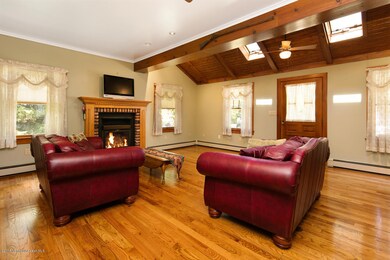 9 E Garfield Ave, Atlantic Highlands, NJ 07716 - photo 3