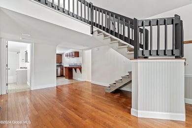 455 Maple Ave, Saratoga Springs, NY 12866 - photo 2