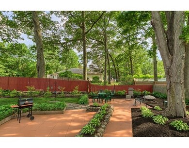 50 Colonial Rd, Lawrence, MA 01843 - photo 3