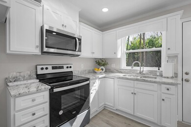 503 W 10th St, Siler City, NC 27344 - photo 7