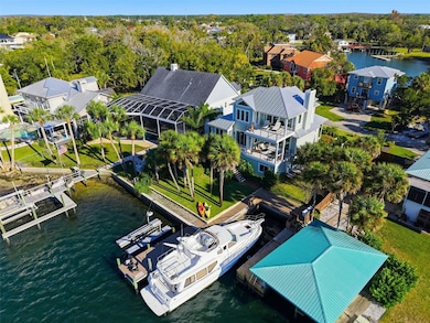 1242 N Circle Dr, Crystal River, FL 34429 - photo 2