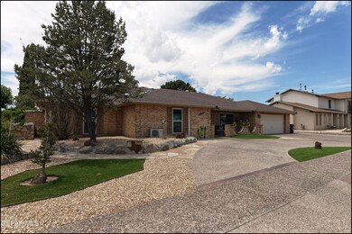 11119 Leo Collins Dr, El Paso, TX 79936 - photo 2