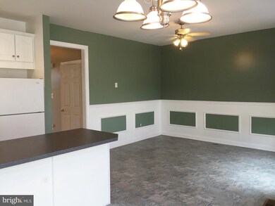 12861 Murphy Grove Terrace, Clarksburg, MD 20871 - photo 5