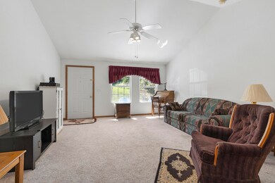 134 Starrville Ln, Reeds Spring, MO 65737 - photo 6