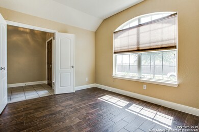 3807 Valencia Peak, San Antonio, TX 78261 - photo 6