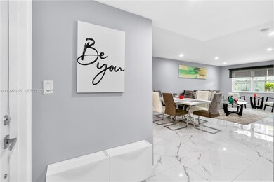 410 SE 2nd St unit 111, Hallandale Beach, FL 33009 - photo 3
