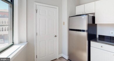 330 N Charles St unit 2B, Baltimore, MD 21201 - photo 4