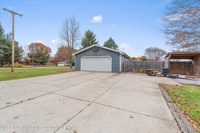 3863 Delano Dr, Eaton Rapids, MI 48827 - photo 4