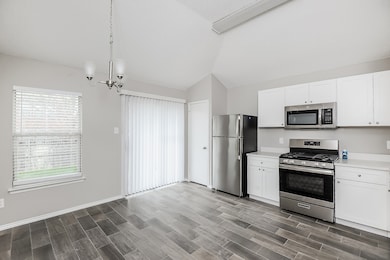 7417 Snow Ridge Dr, Fort Worth, TX 76133 - photo 6