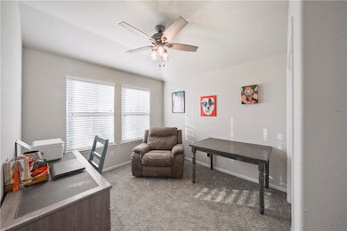 104 Shallow Creek Dr, Prairie View, TX 77484 - photo 2