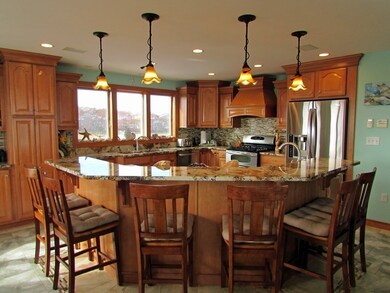 35 Cove St unit 35A, Mattapoisett, MA 02739 - photo 3