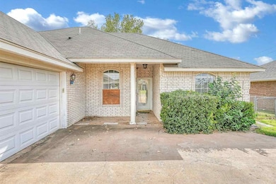 4702 SW Malcom Rd, Lawton, OK 73505 - photo 3