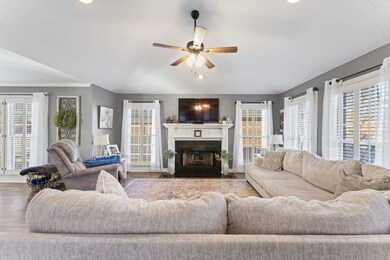 309 Green Hills Dr, Shelbyville, TN 37160 - photo 3