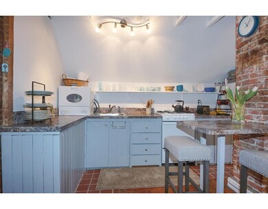 9 Varney St unit 3, Jamaica Plain, MA 02130 - photo 4