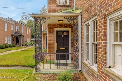 112 2nd Ave #7-2