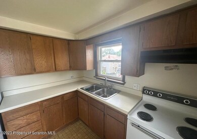 230 New Mallery Place unit 2, Wilkes-Barre, PA 18702 - photo 3