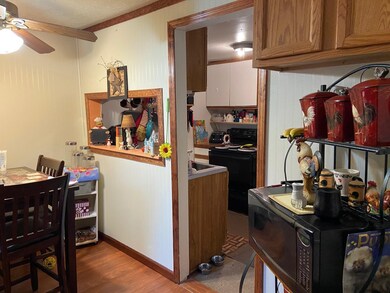 27 Everts Ave, Glens Falls, NY 12801 - photo 5